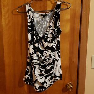 EXPRESS medium black and white tank top